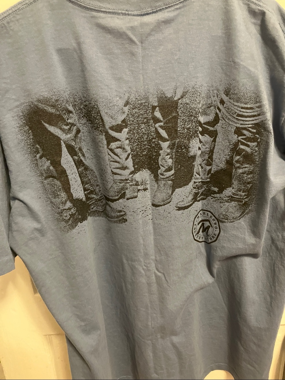 Great find. New , but older 1994 set of 3 Marlboro logo t shirts one size - Picture 13 of 15